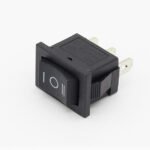 Prekidač ON-OFF-ON 3 pinski ugradbeni rocker switch